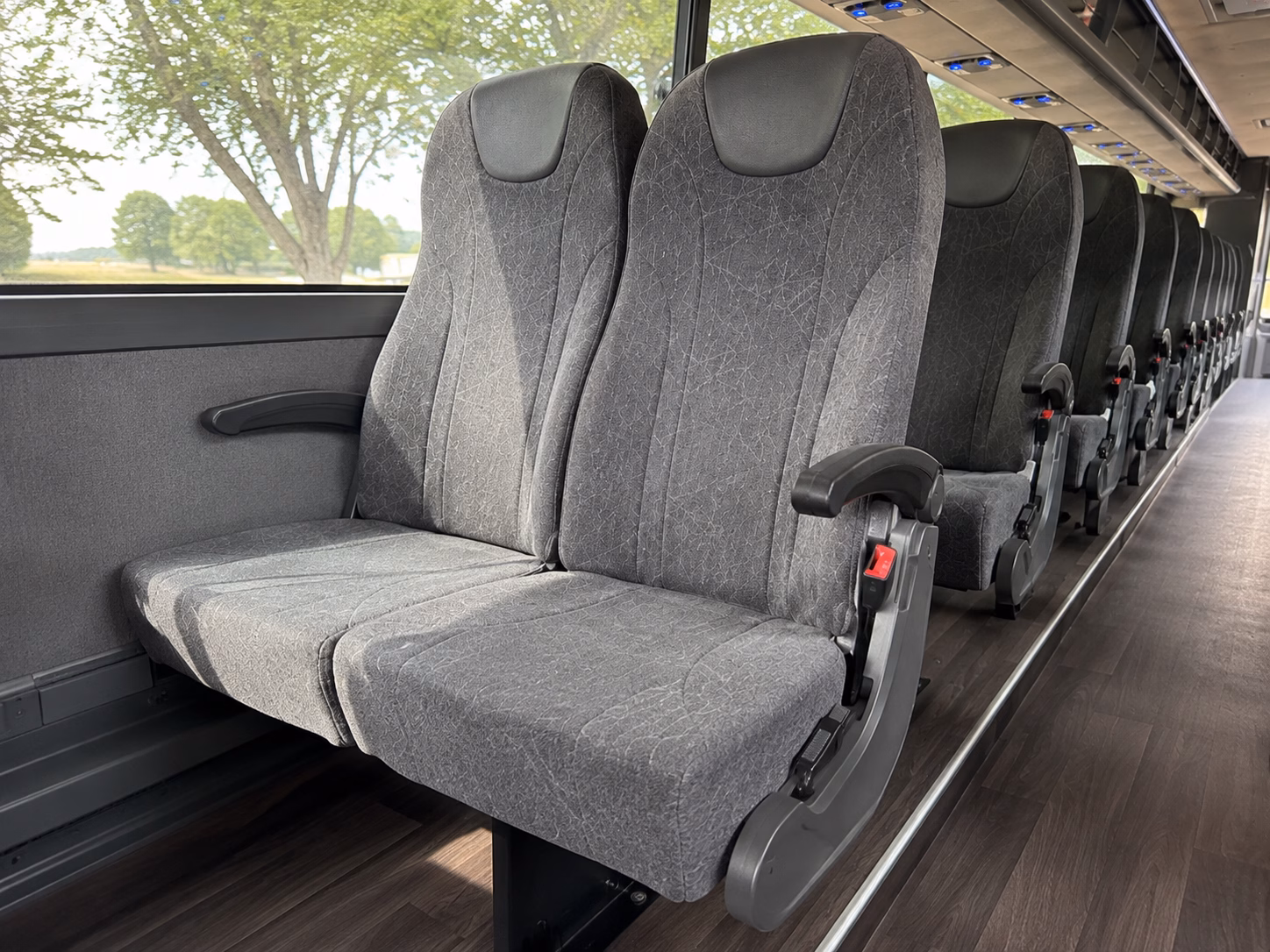 bus rentals to hardwick winery and the central massachusetts wine country