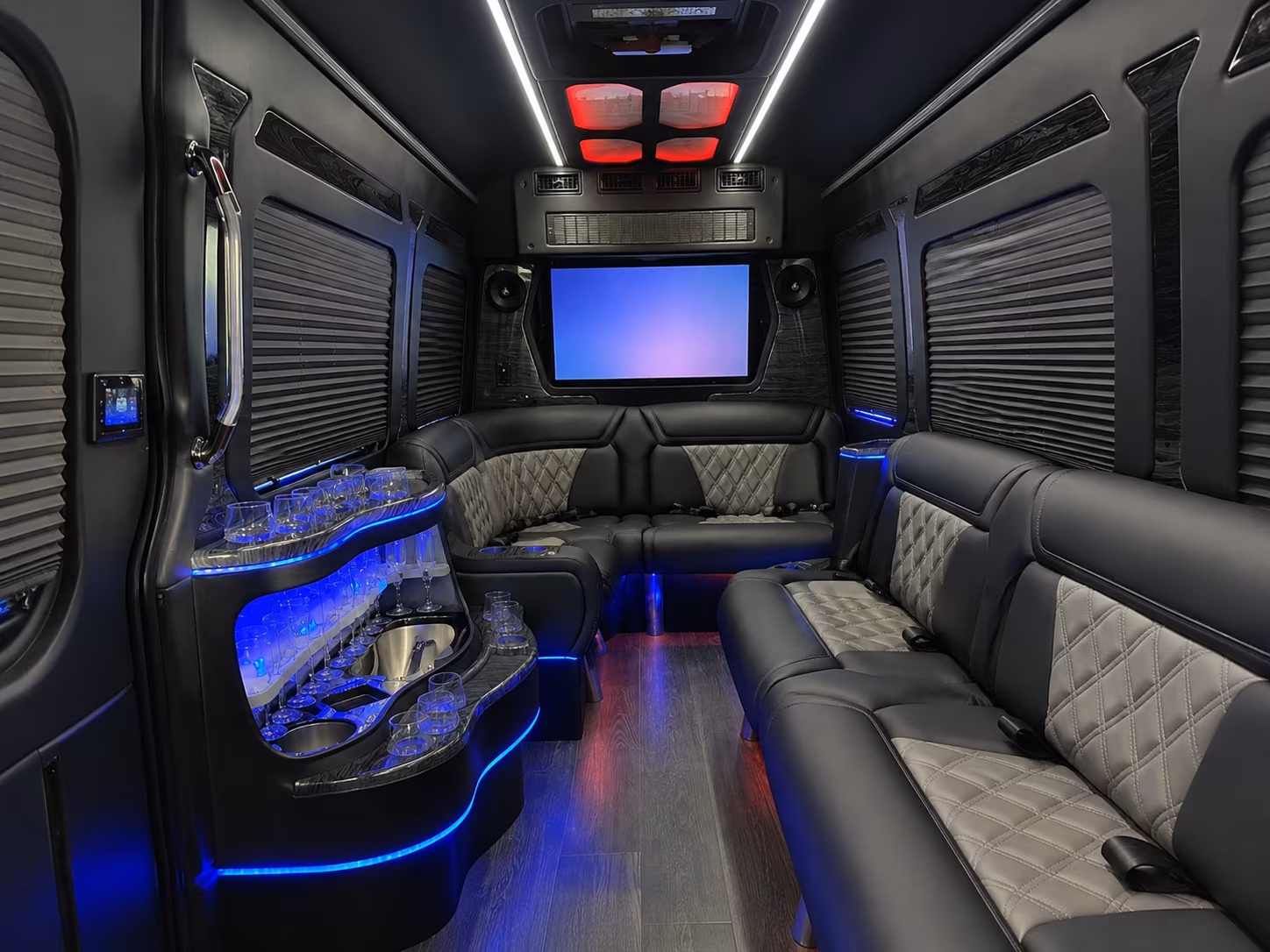 buses to xfinity center and td garden for big name tours