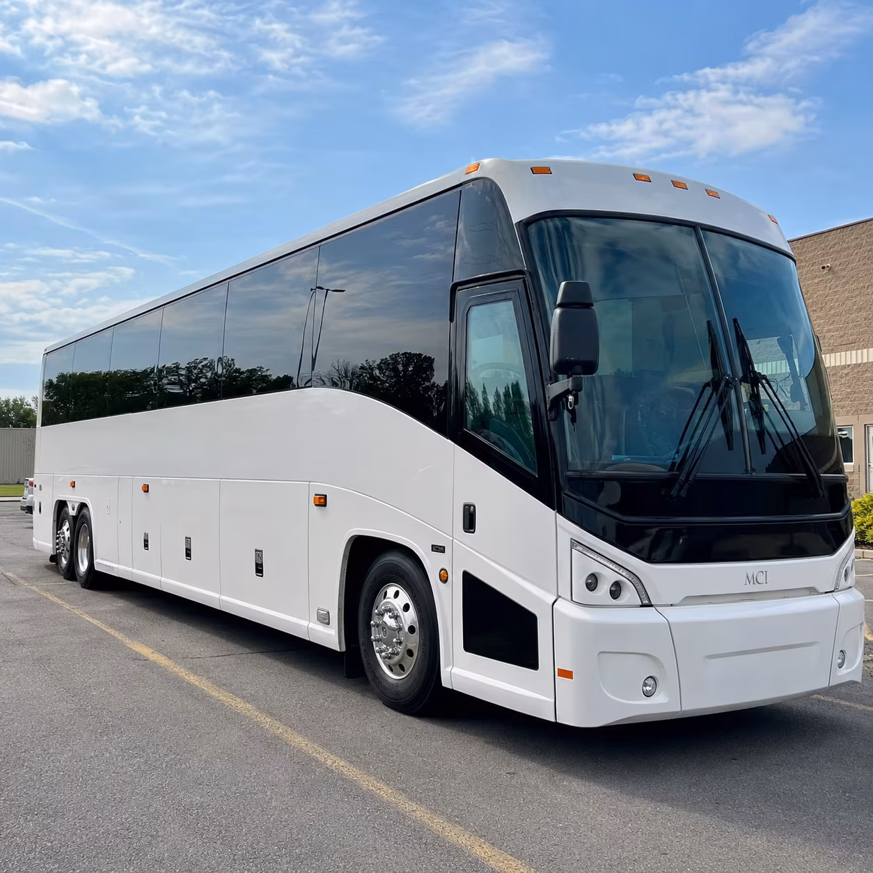 charter buses to massmutual center shows in downtown springfield