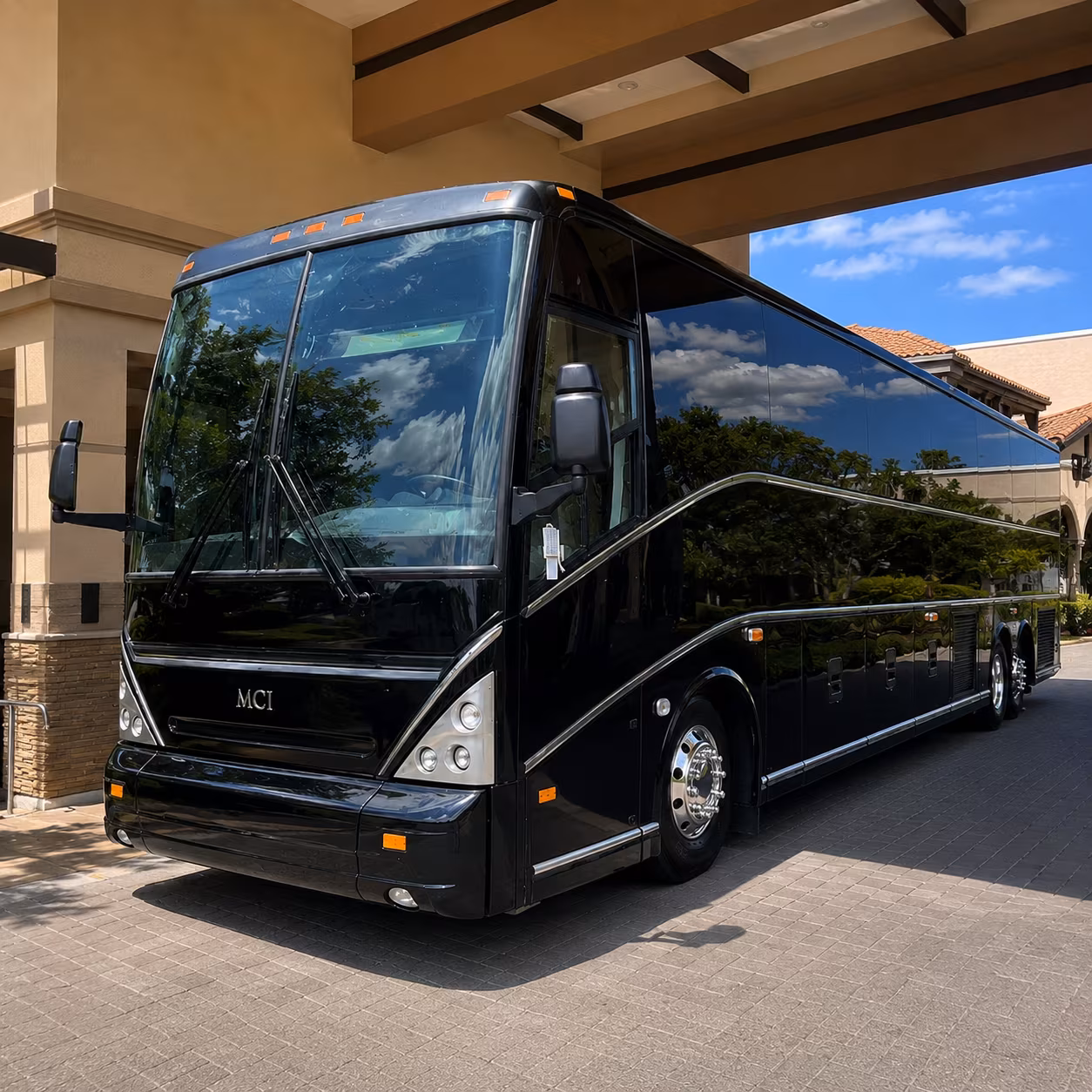 concert and event buses to massmutual center