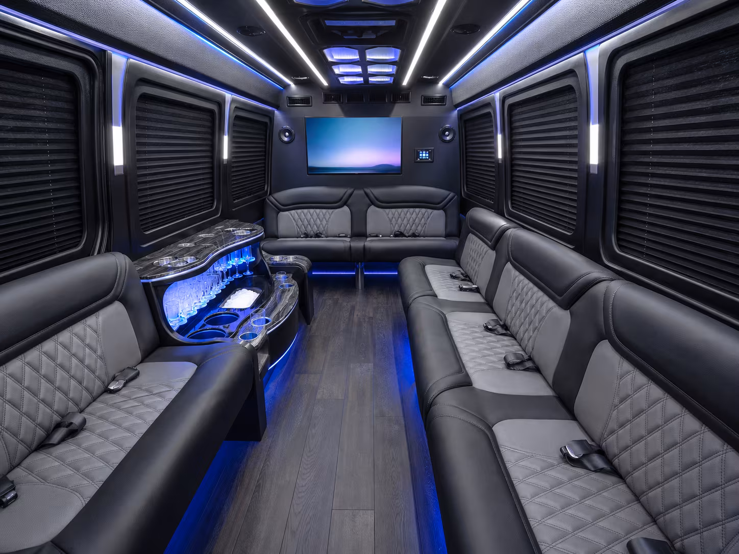 springfield 25 passenger party bus