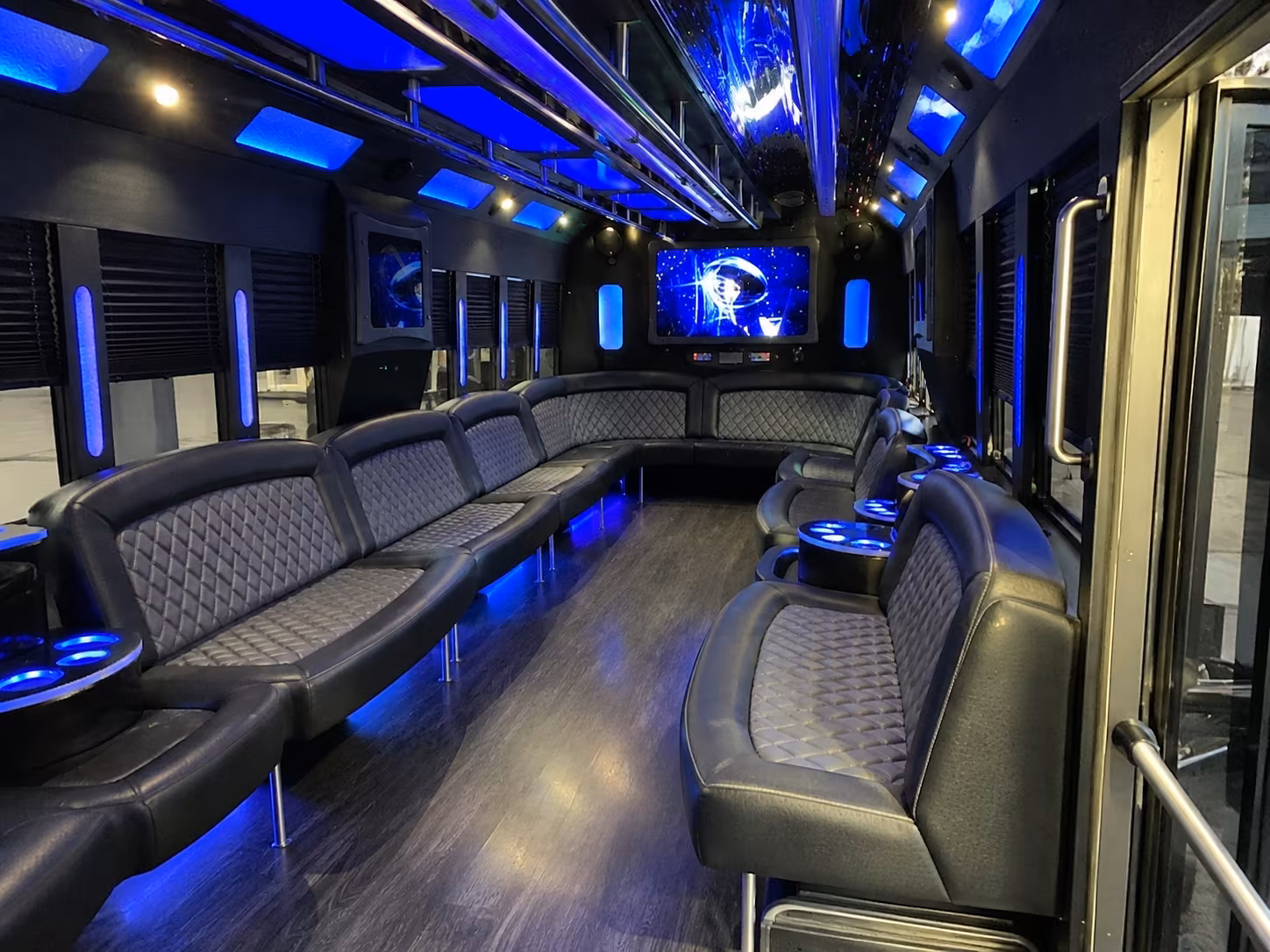 springfield 28 passenger party bus interior